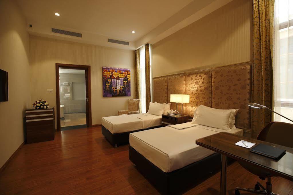 Horizon Lake View Resort Naypyidaw Exterior foto